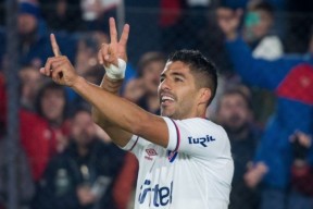 九游娱乐-Ming回归赛场，挺进下一轮首场状态亮眼，巴塞罗那观众沸腾！的简单介绍