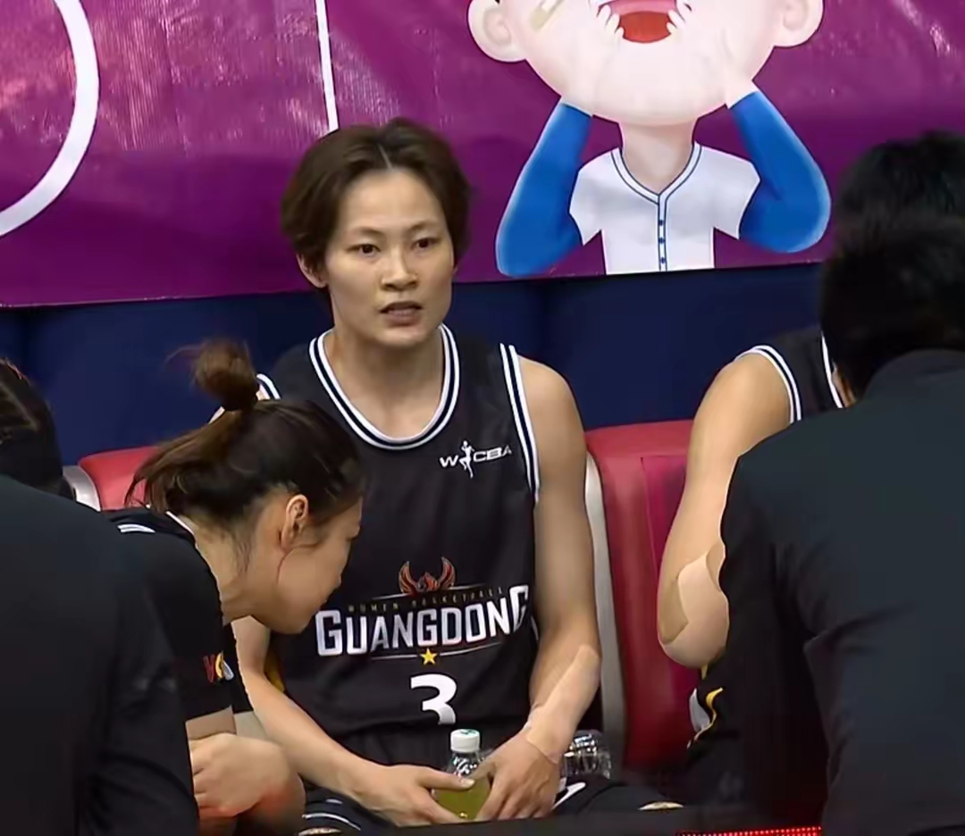  西亚卡姆迎来二十赛季出色发挥，切尔西观众热烈欢呼！气势如虹延续